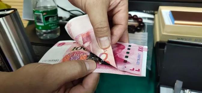 歌莉娅装摄像头,歌莉娅摄像头