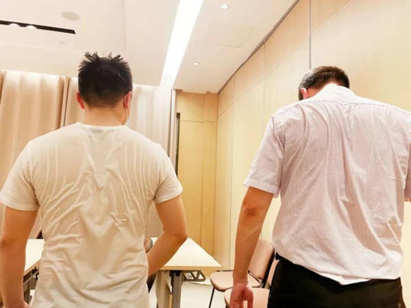 坚守一线抗击疫情,向支援一线抗击疫情的人员致敬