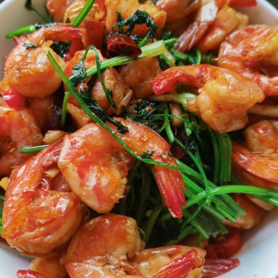 周幺姑香辣虾的家常做法,排骨香辣虾干锅的做法视频