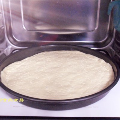 #2021趣味披萨组——芝香“食”趣#番茄肠仔拉丝披萨