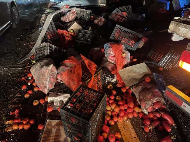 一顿饭吃了快二小时了,一顿饭吃了快一个小时