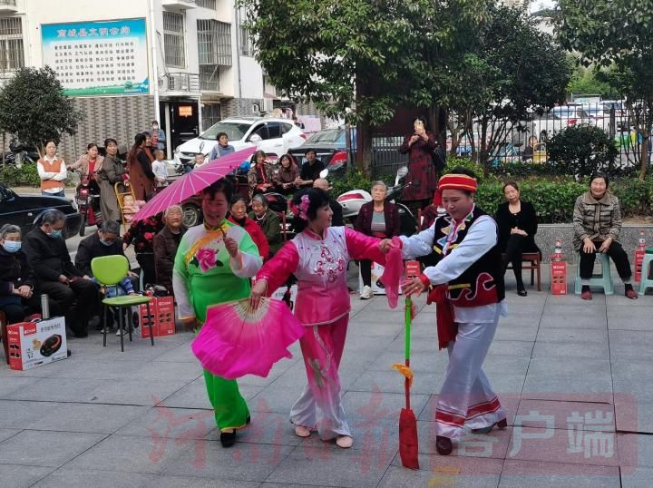 爱心传递情暖重阳完整版,情暖重阳共叙情怀