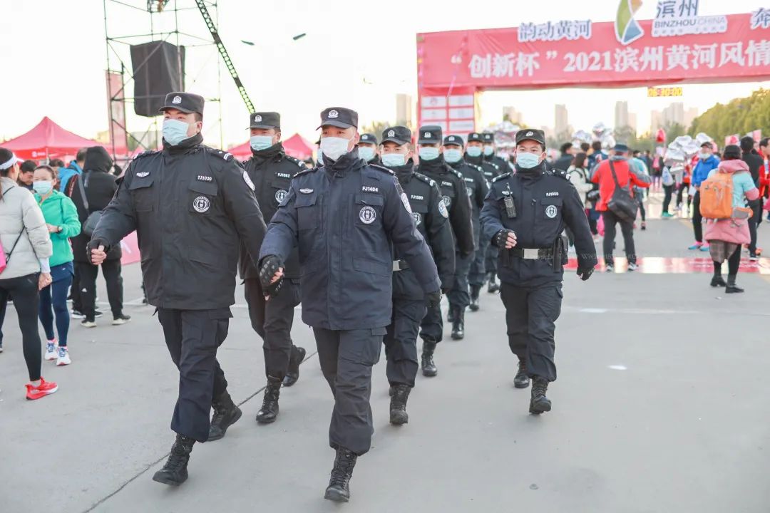 滨州黄河国际马拉松比赛,2019滨州黄河风情带马拉松赛开跑