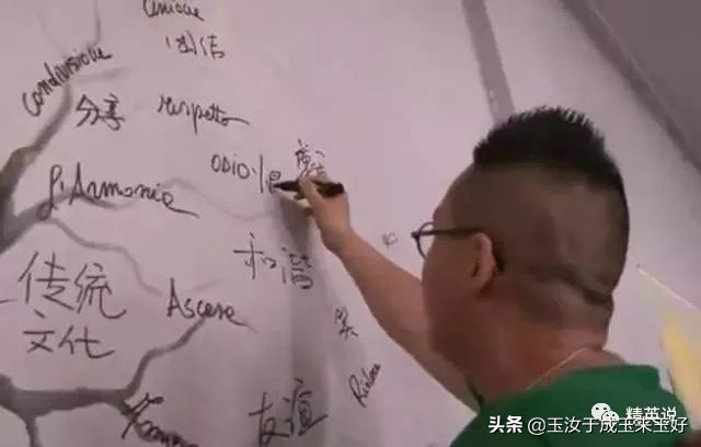 最近很火的gucci和prada,魔性gucciprada