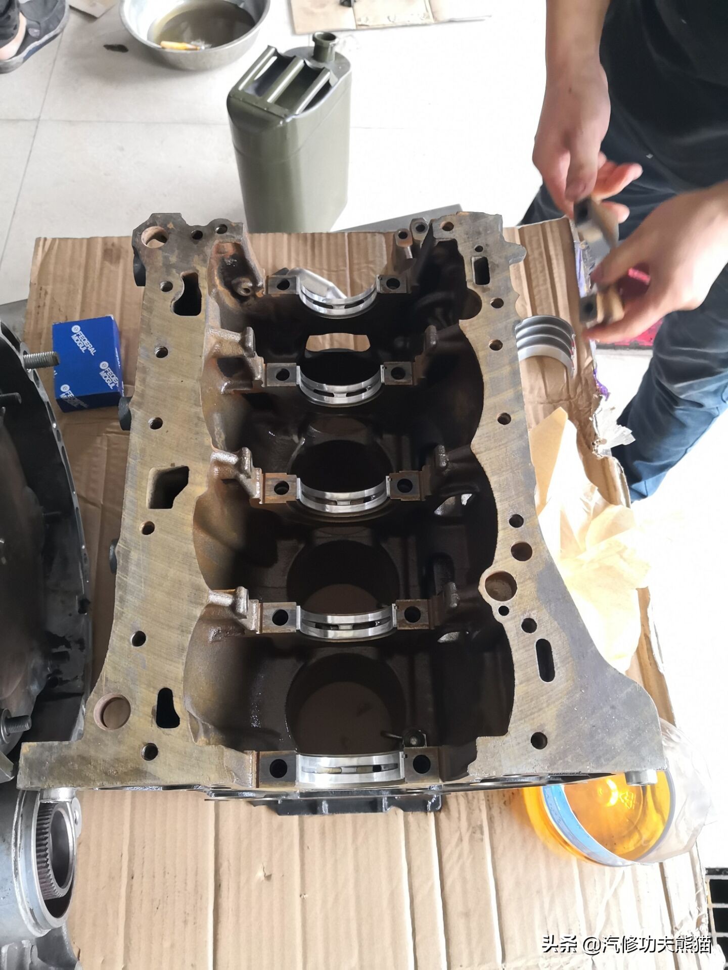 大众途观发动机烧机油维修多少钱,2010款大众途观严重烧机油