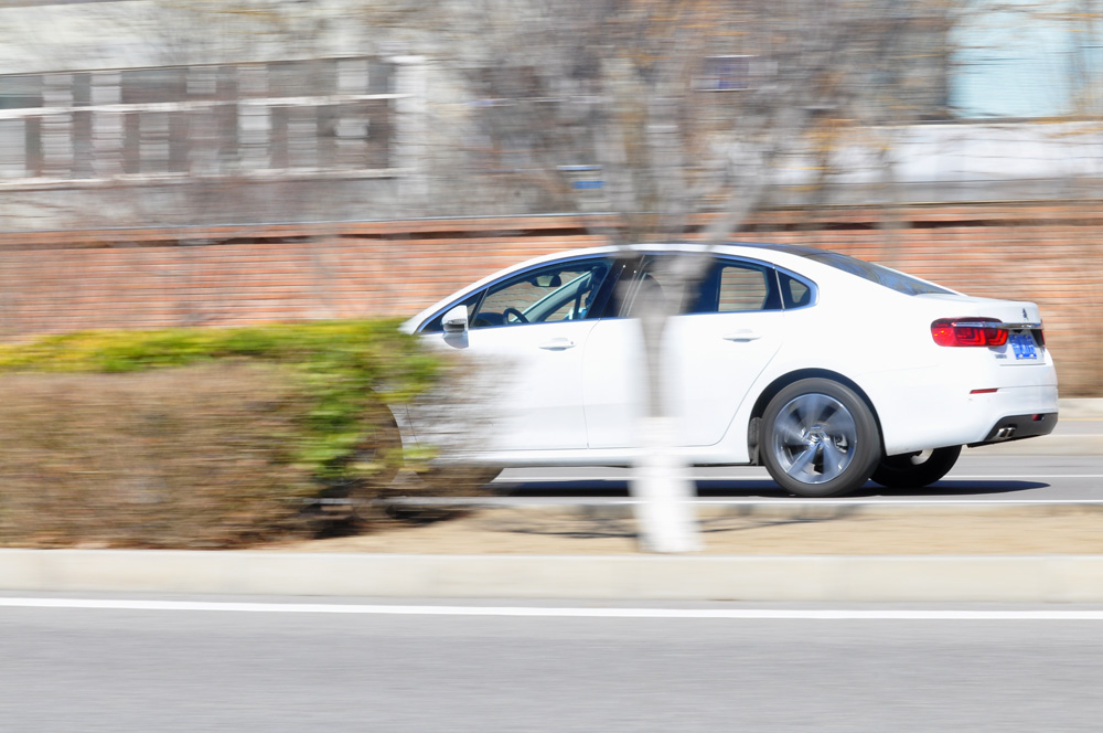 新款雪铁龙c6真实的驾驶感受,第二次偶遇