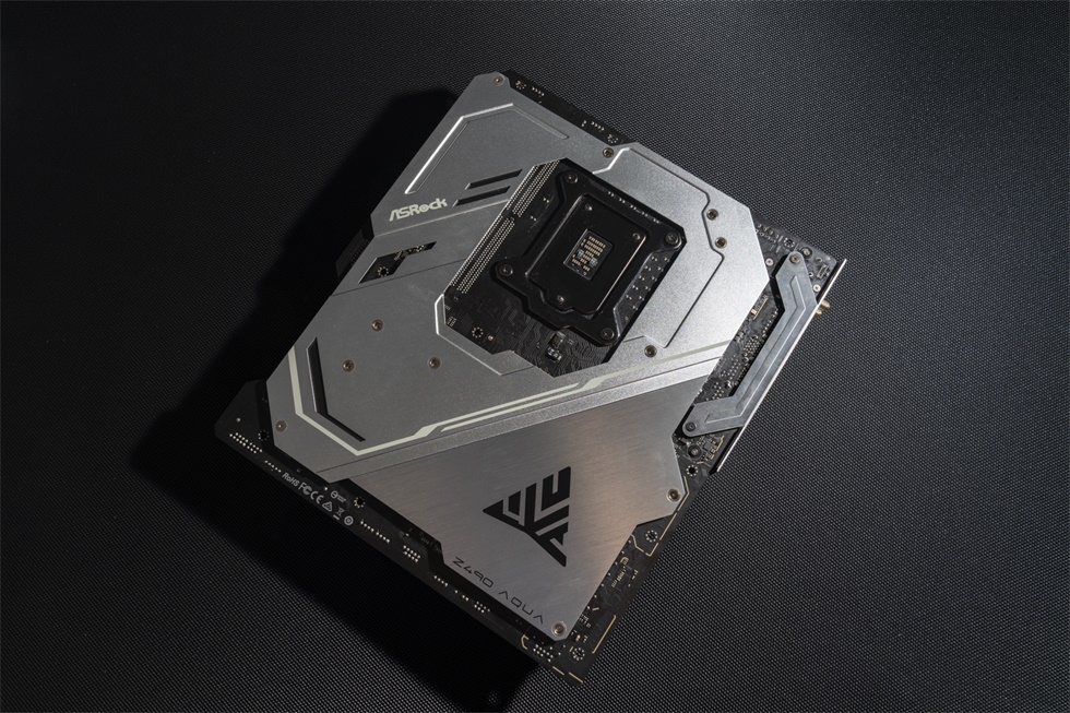 鍗庢搸z490aqua姘村喎瑁呮満,娣卞害瑙f瀽鍗庢搸z490