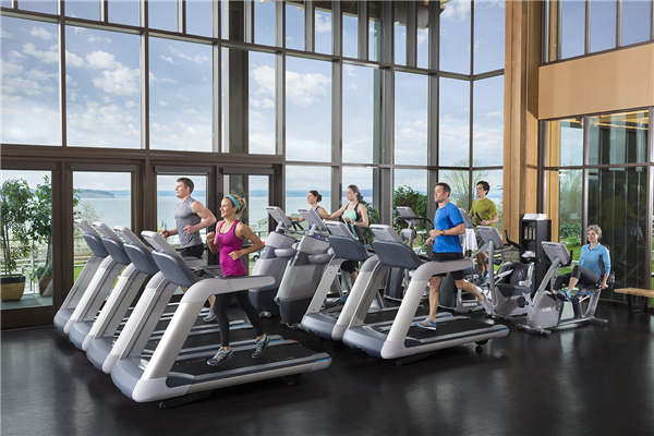 跑步机锻炼的正确方法,跑步机健身方法视频教程