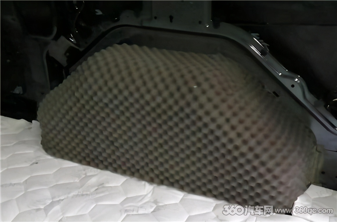 福特途睿欧做隔音多少钱,福特途睿欧隔音比全顺好