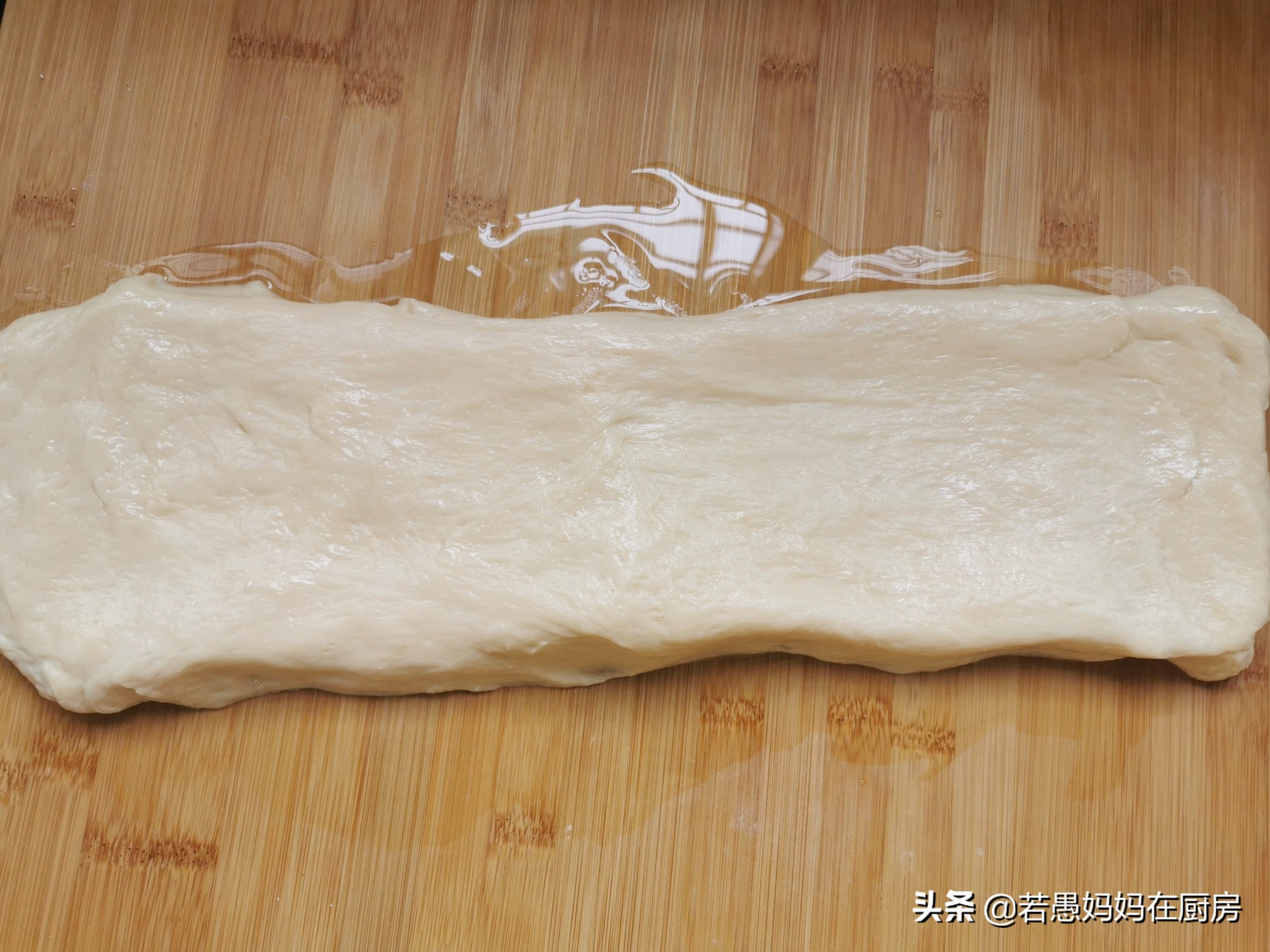 做油条泡打粉与苏打粉的区别,炸油条放苏打粉泡打粉酵母粉配方