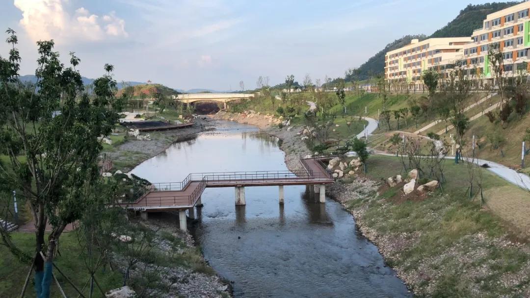 成都理工大学宜宾校区新信息,成都理工大学宜宾校区社团招新