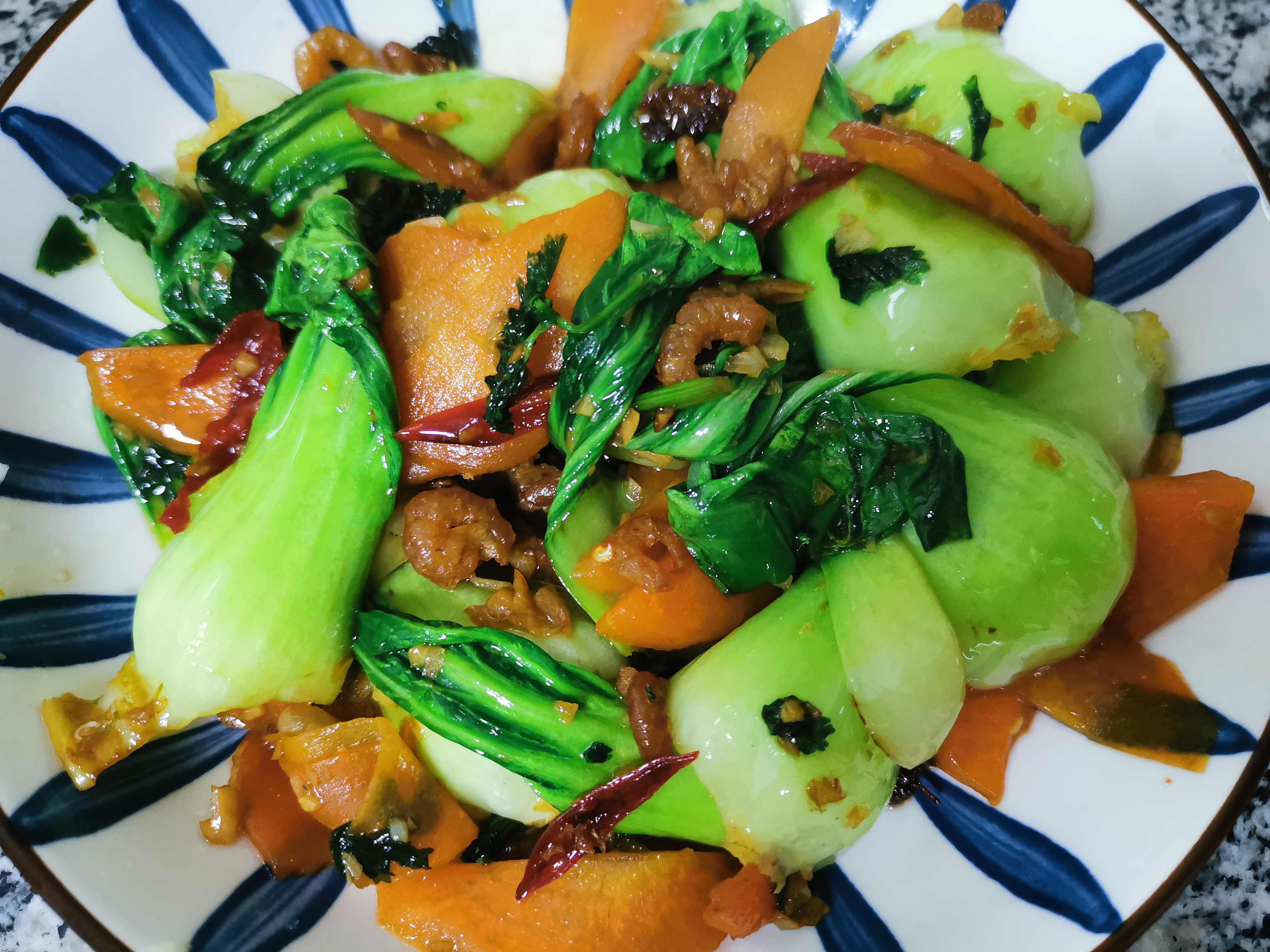 天冷最爱吃下饭菜,冬天特别爱吃的油菜尖