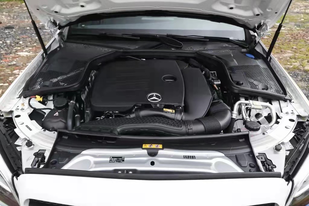 奔驰c级2015款c3002.0t自动,进口奔驰c级2010款c2601.8t