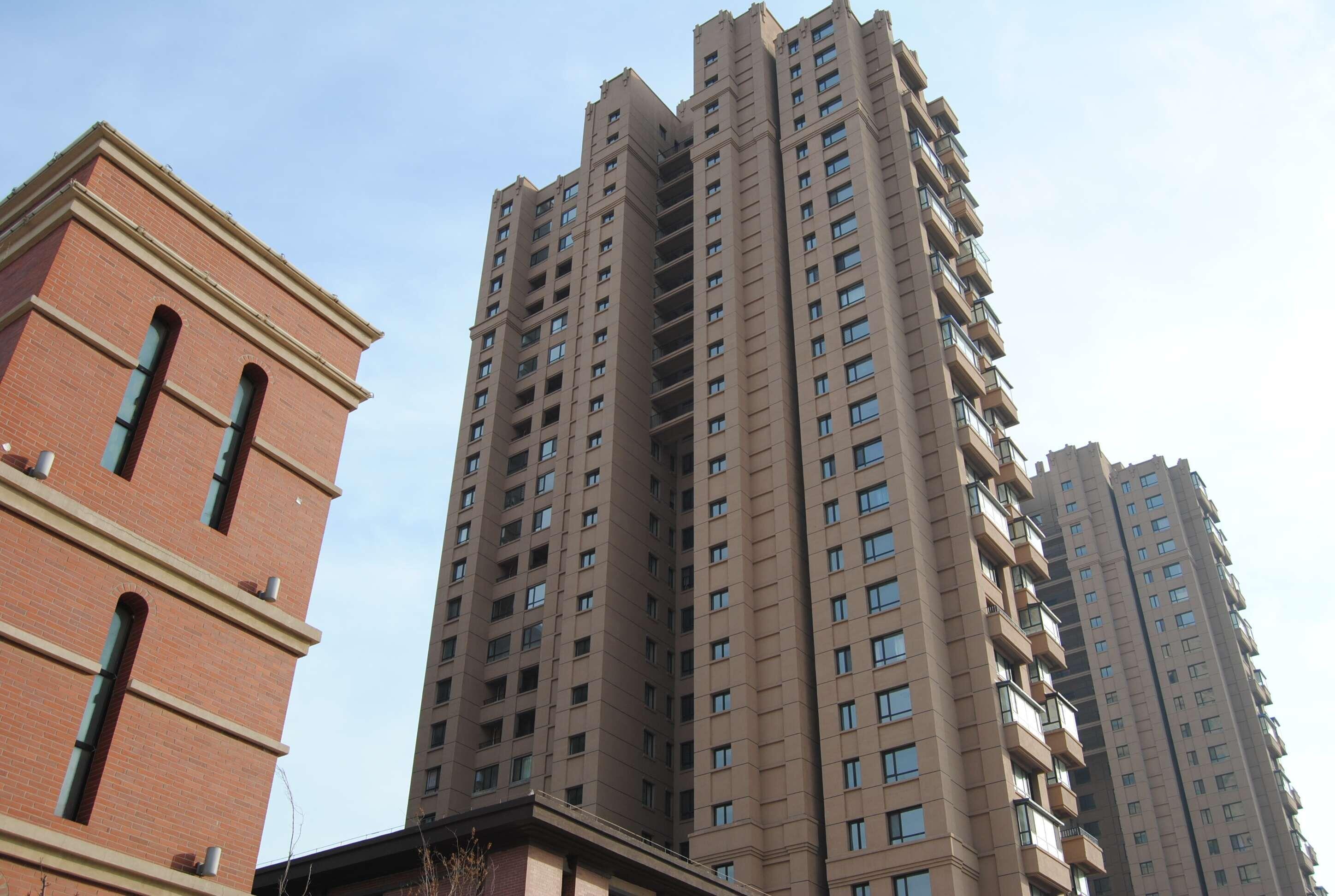 房价暴跌的危害,房价暴跌会影响我们老百姓吗