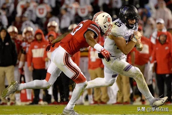 美式足球有多危险,美式足球和足球区别