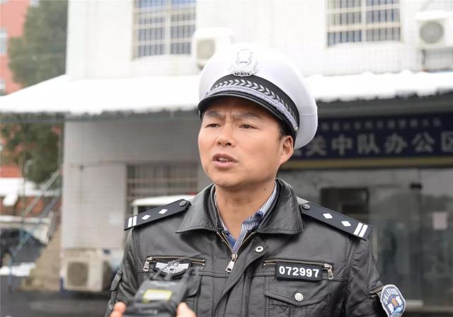 b2驾驶证扣分10分,c1增驾b2期间扣分12分怎么办