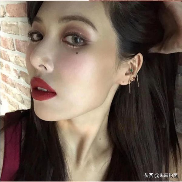 双十二大牌口红必买清单,秋冬口红试色双十一必买