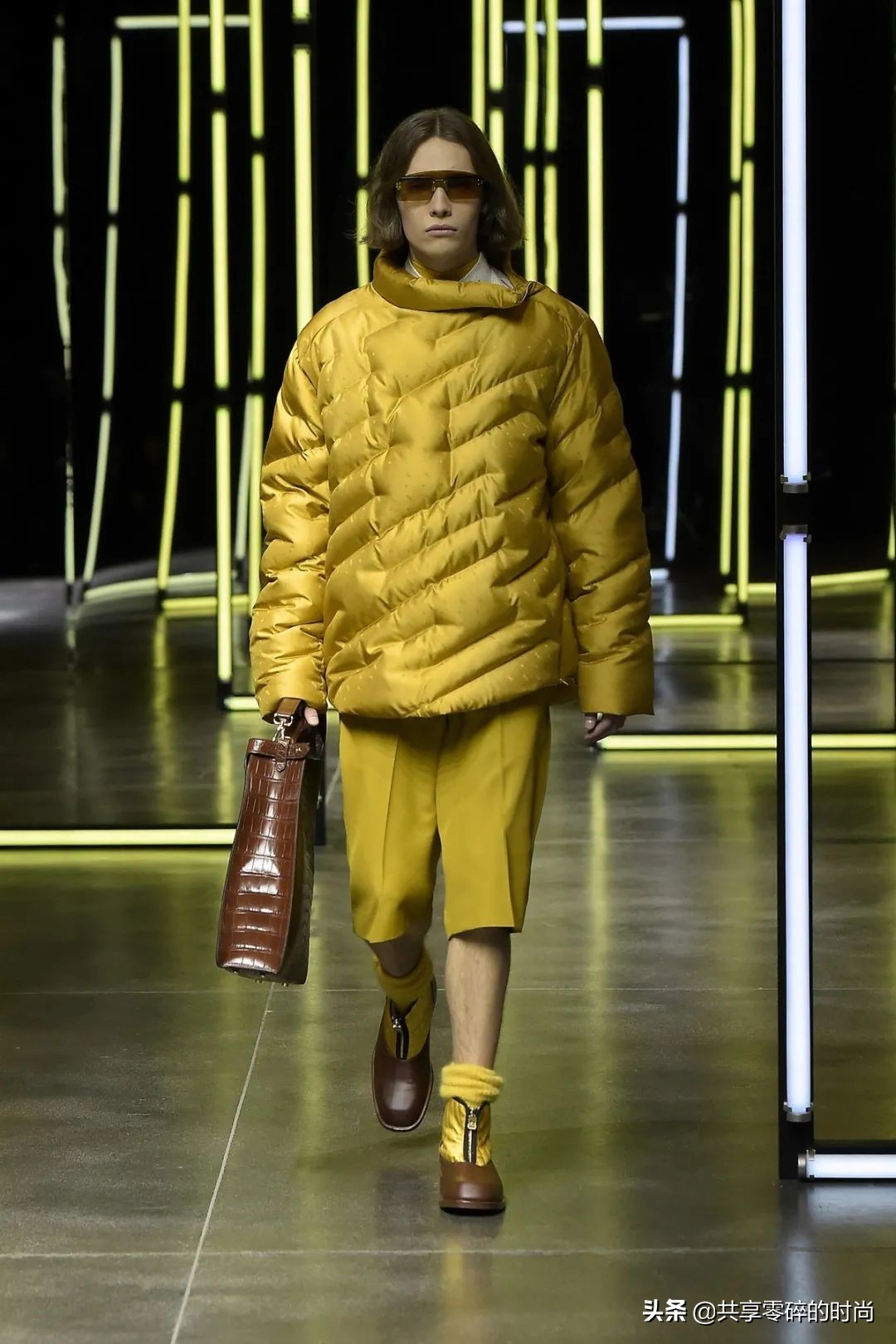 fendi芬迪2023年春夏男装时装秀,最潮流fendi2020秋冬系列时装