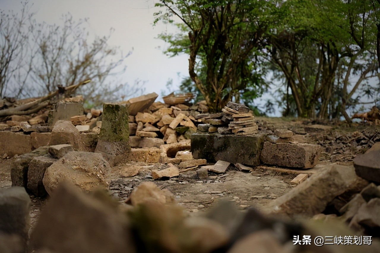 距离宜昌300公里有什么好玩的,距离宜昌近好玩的城市