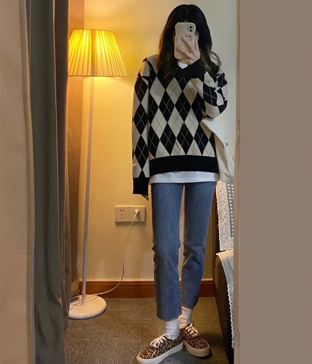 跟着时尚博主学穿搭,跟着博主打卡