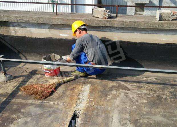屋面卷材防水铲除用什么办法好,屋面卷材防水处理
