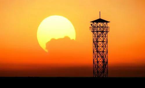 莫道桑榆晚为霞尚满天表达了什么,莫道桑榆晚为霞尚满天语录