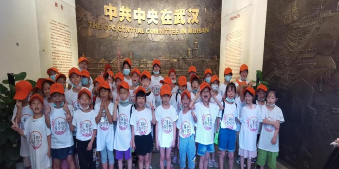 尊老爱幼传扬中华美德,尊老爱幼树新风