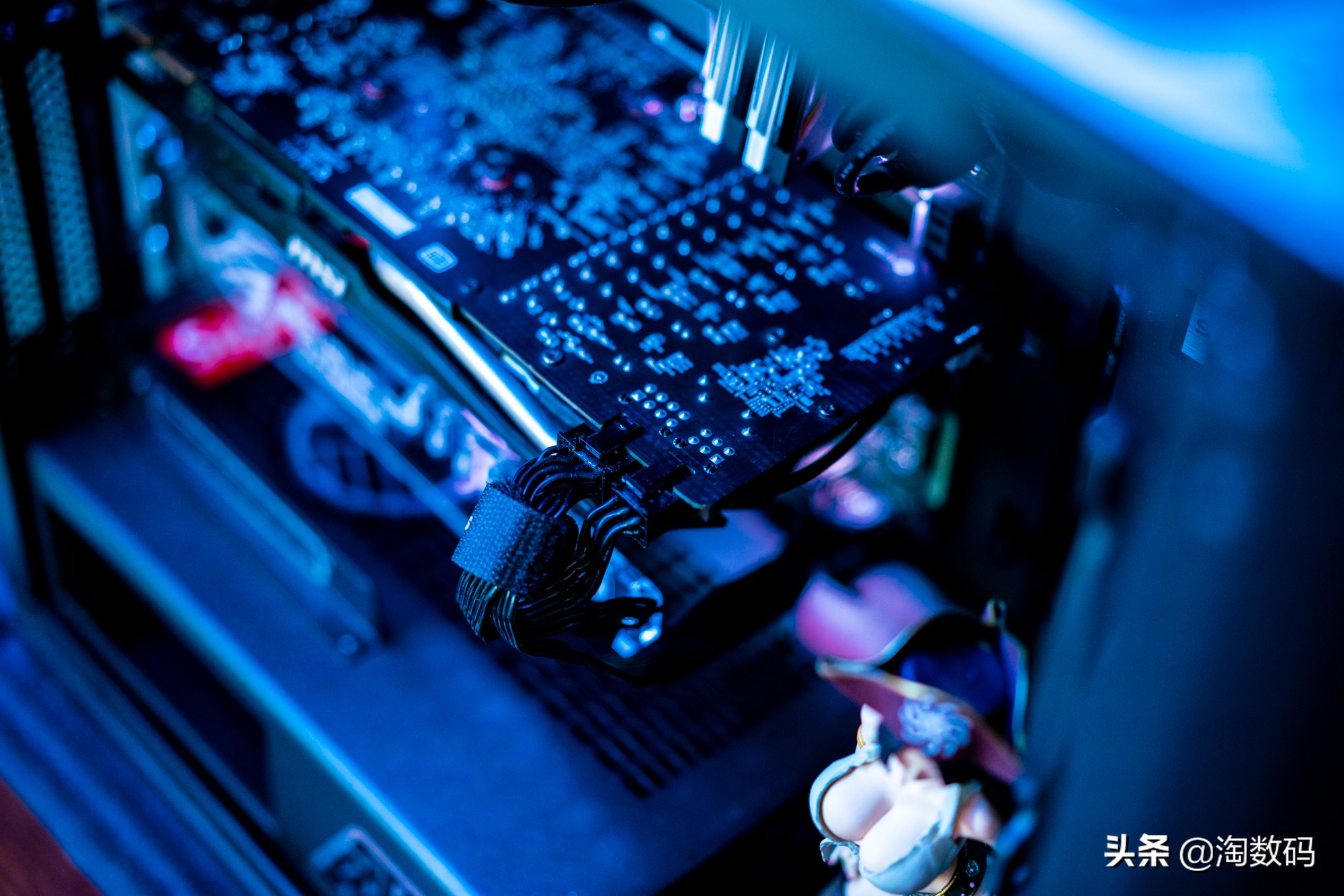 上古显卡回顾：微星MSI红龙R9280X3GB显示卡廉颇尚能战否？