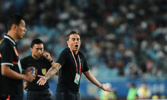 “杨韦”神来之笔!一场1-3让恒大二重天:后防天团集体“养生”