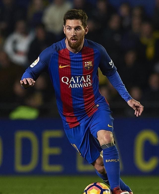 埃托奥与梅西谁厉害,猎豹埃托奥是巨星吗