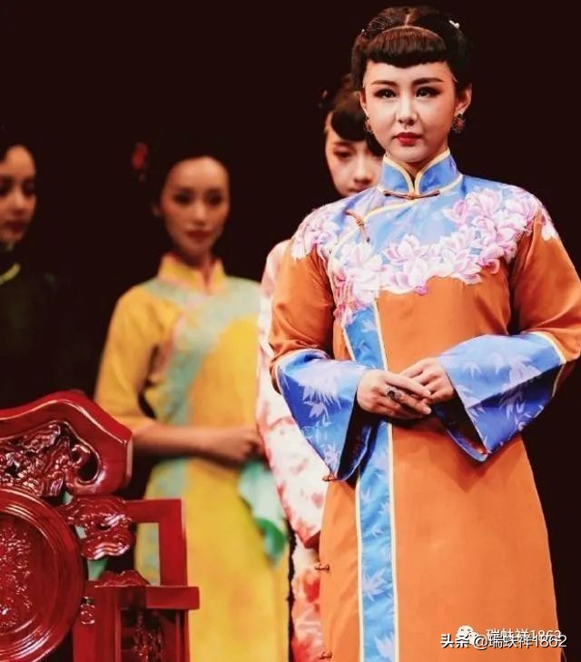 穿旗袍相遇,一袭旗袍邂逅一份宁静