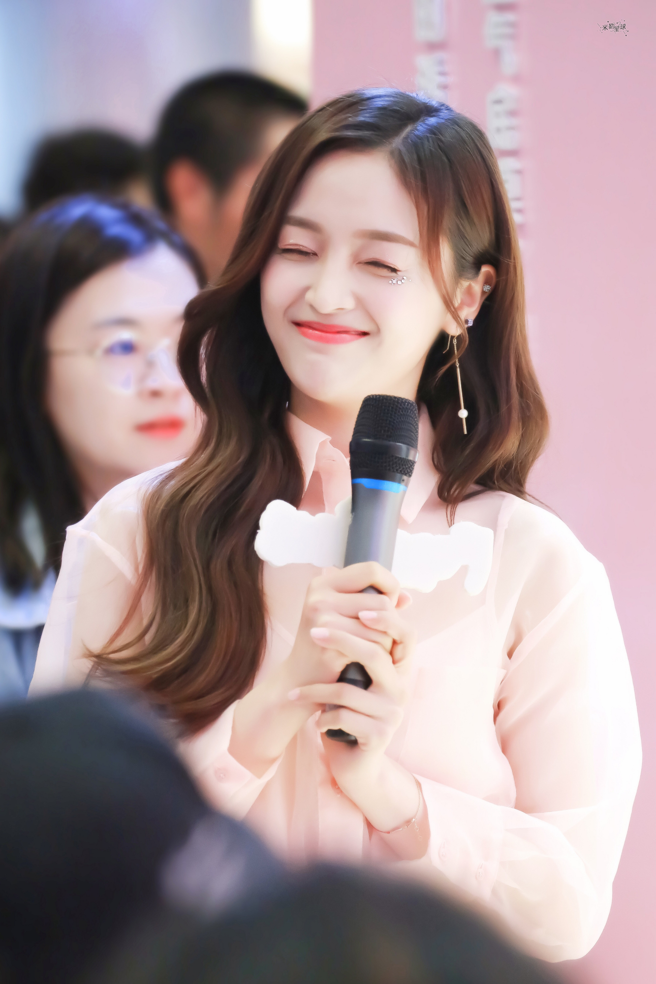 王一博乐华朱正廷,uniq乐华王一博周艺轩李汶翰