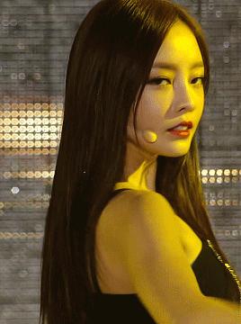 脸颊没肉是太瘦了么,韩国爱豆要瘦到多少斤