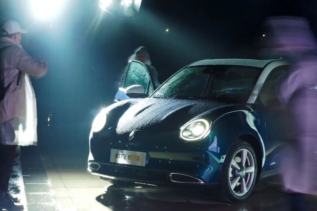 一键启动时光机，敢不敢穿梭回2020年伊始......