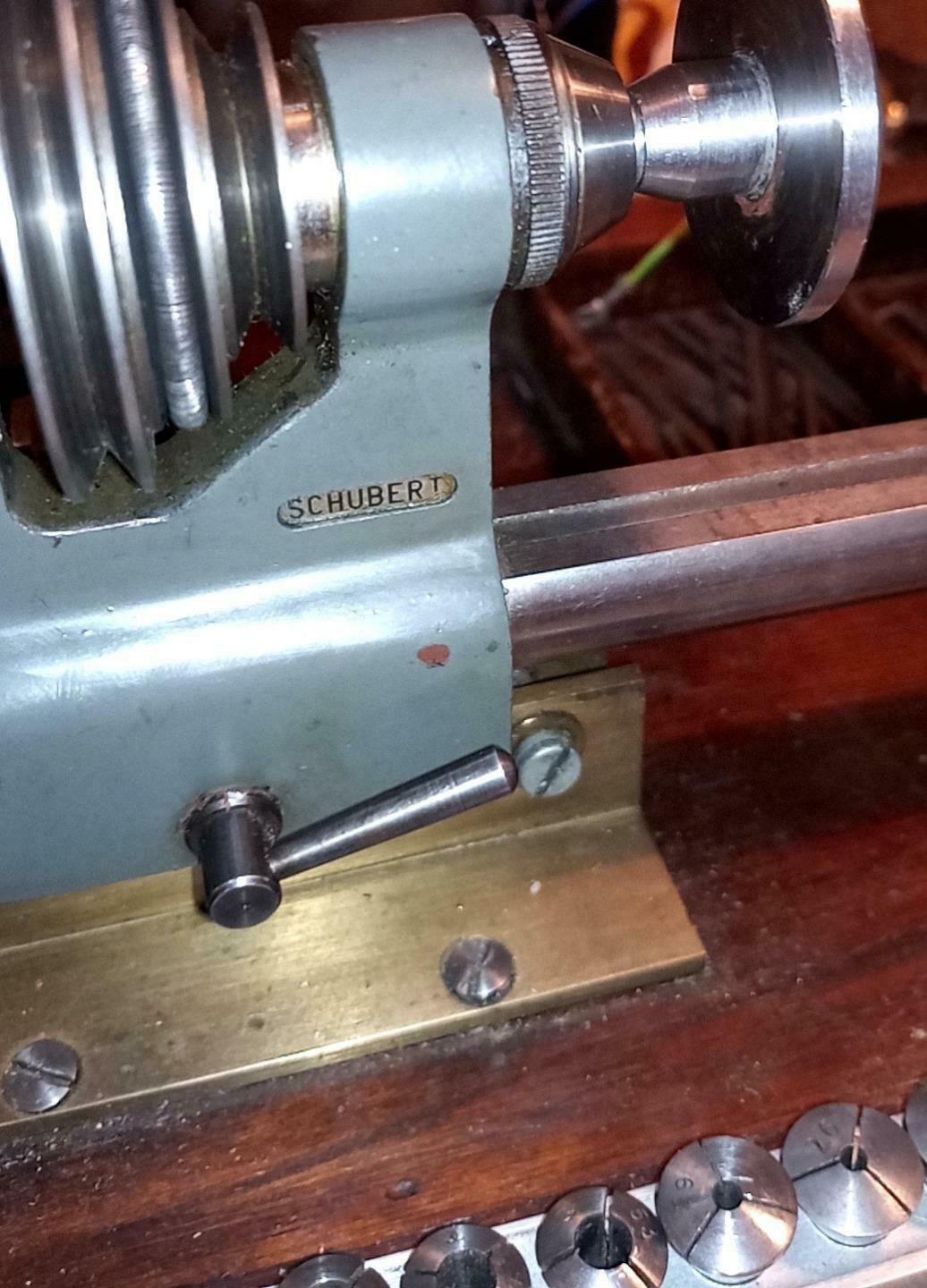 几十年前的老机床,古老的小车床