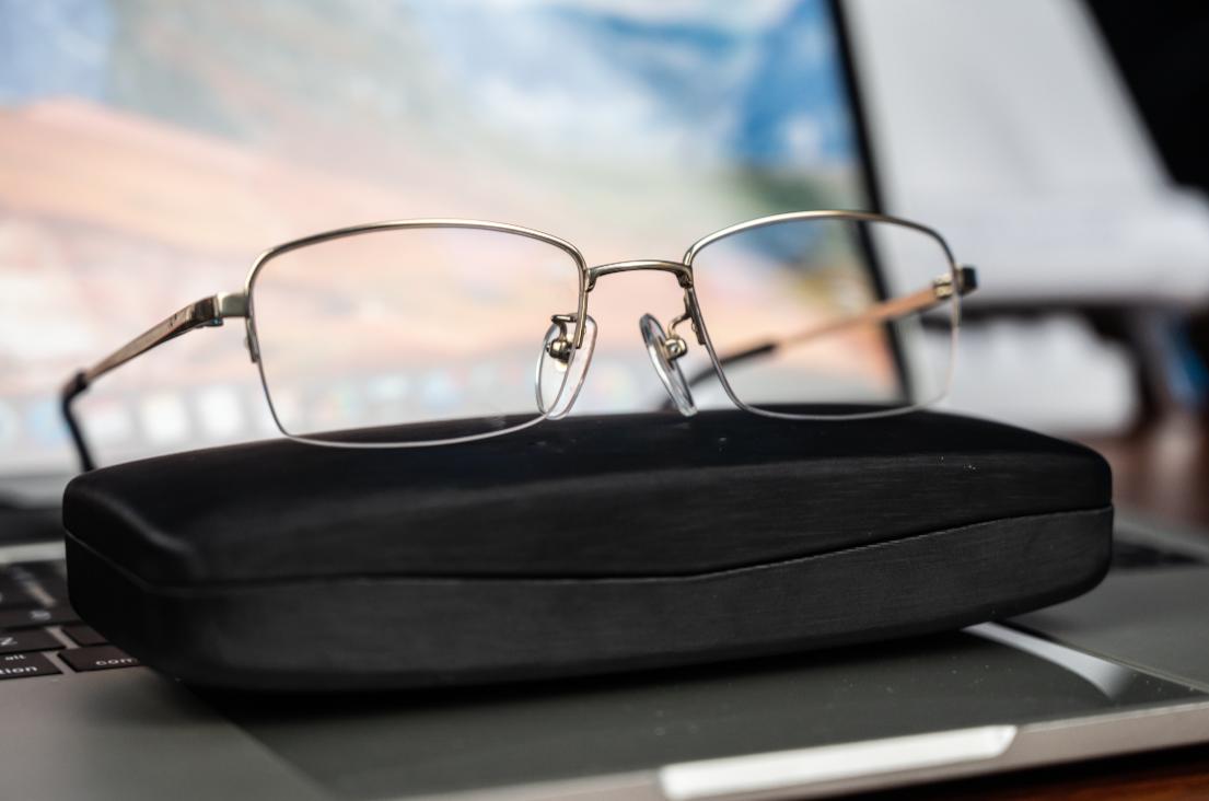 不近视蔡司蓝光眼镜,不反光蔡司镜片