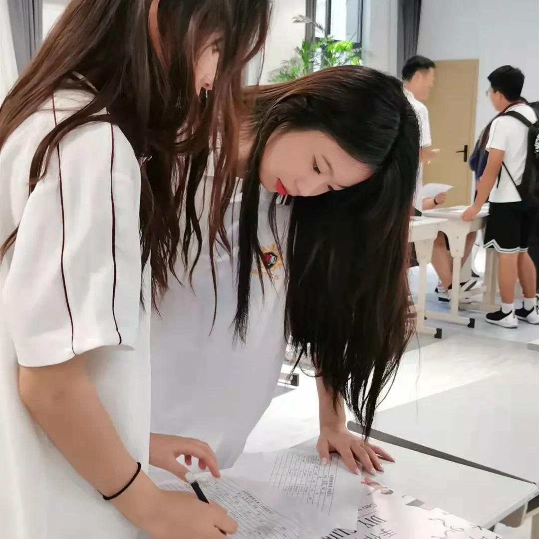 上海高藤致远创新学校收费,上海高藤致远创新学校怎么样