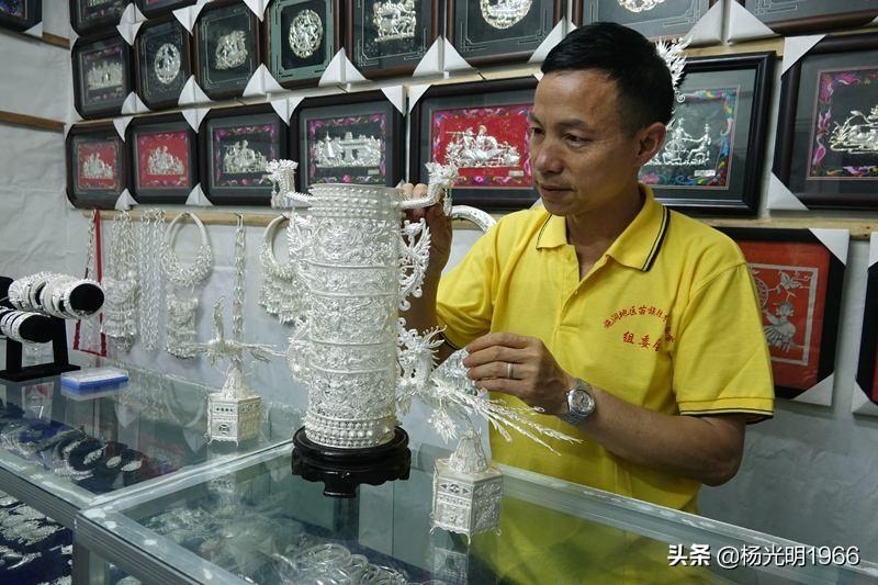 吴水根苗族银饰制作,贵州黔东南银匠吴水根