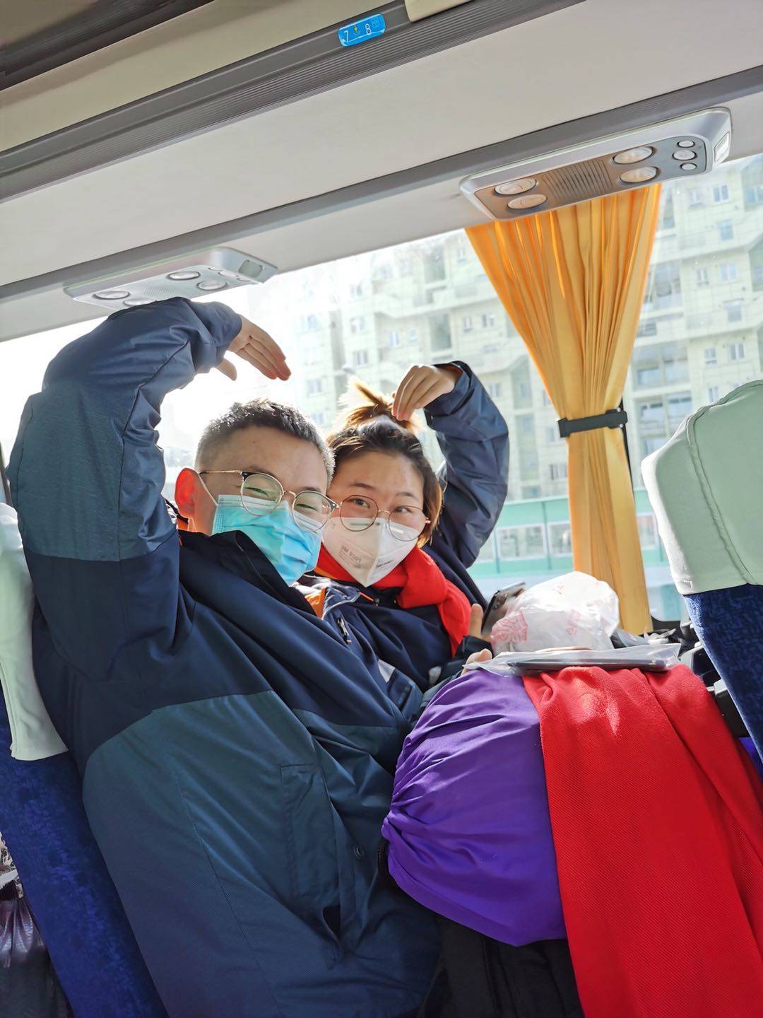 雷神山举办了一场特殊的战地婚礼,雷神山里的战地婚礼