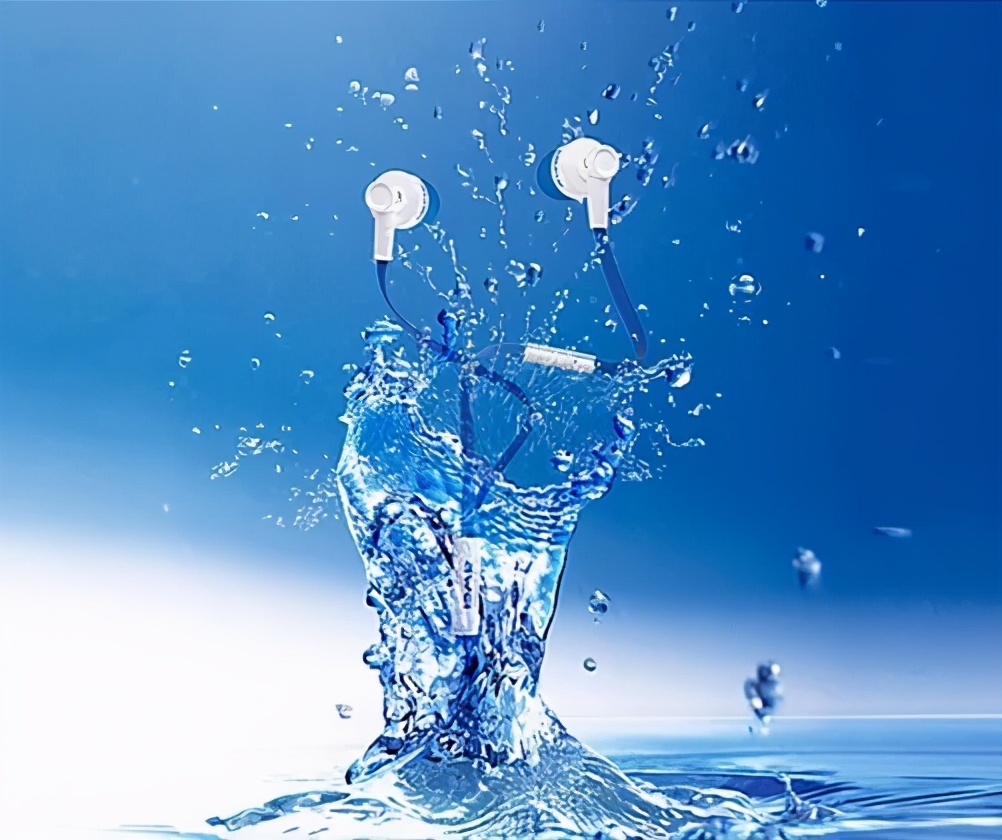 耳机进水了还能用吗怎么处理,耳机进水了是否还能正常使用