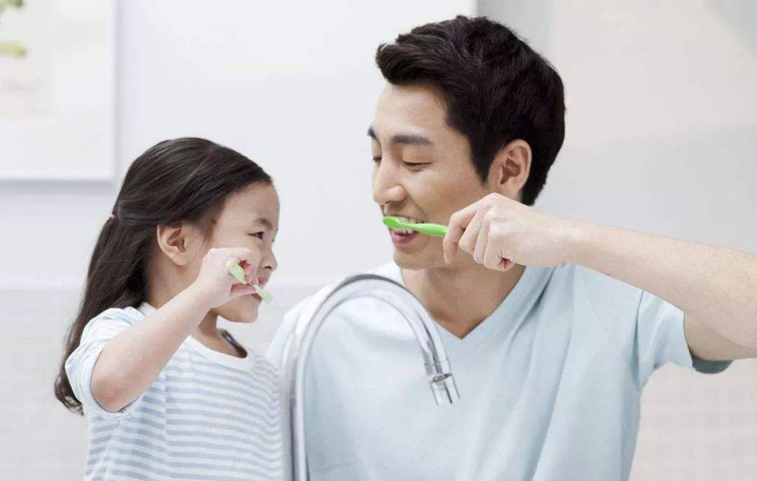 小孩子牙缝太大要怎么补救,孩子牙缝宽是什么原因造成的