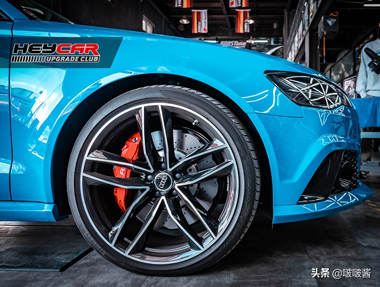 奥迪rs6方向盘,奥迪rs6赛道模式按键改装