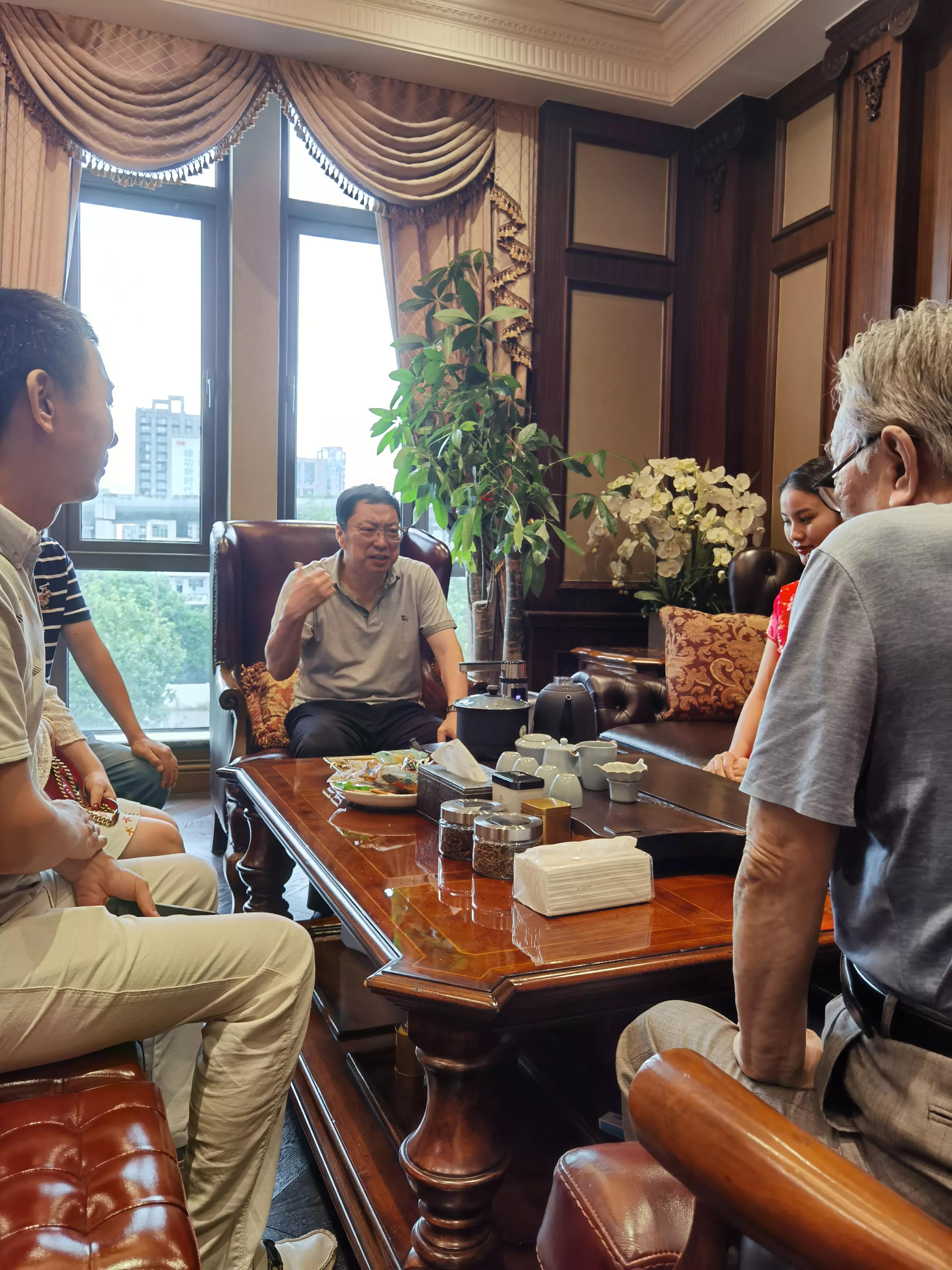 中长集团打造文化软实力，“任伯年艺研会”成立暨揭牌仪式举行