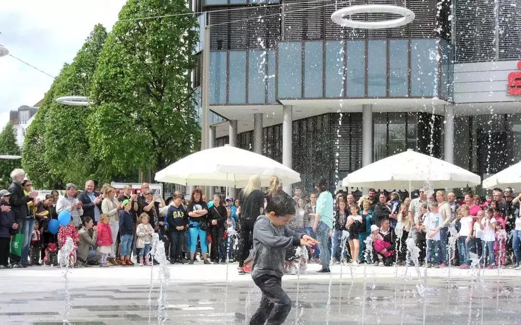 合肥商业街景观设计,复古商业街景观设计