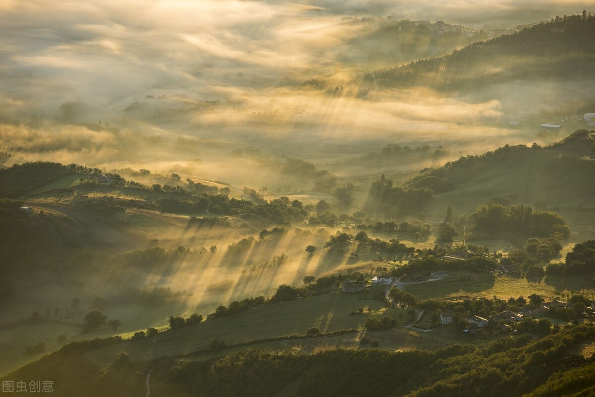 打篮球和踢足球哪个更激烈,打篮球好还是打搏击的好