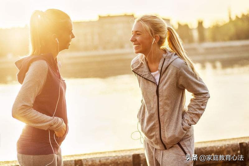 当一个人没有朋友时怎么扩大社交,如何高情商回答我没有朋友