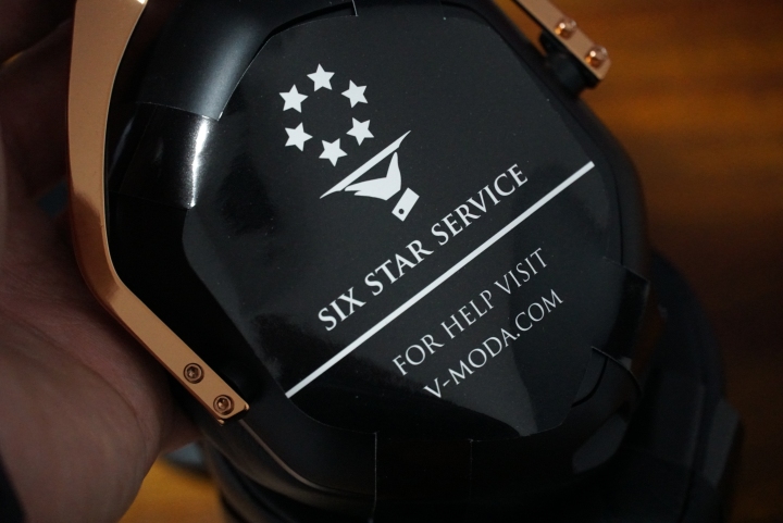 美国头戴式蓝牙耳机,可戴头盔的头戴式蓝牙耳机