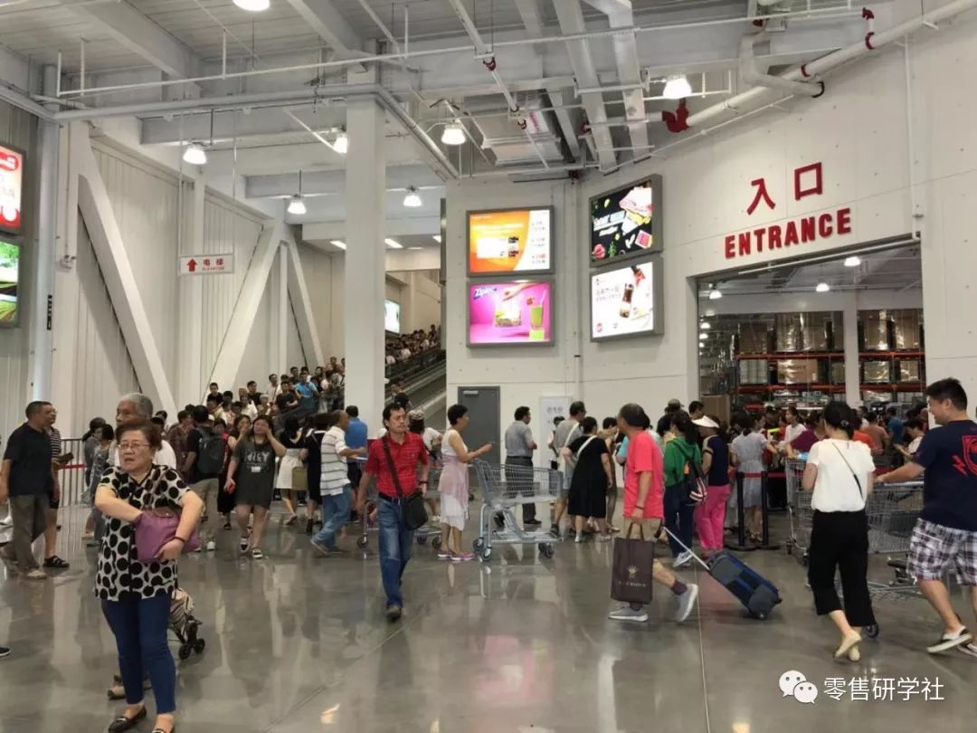 与山姆会员商店有何不同？Costco中国首店售卖活鲜