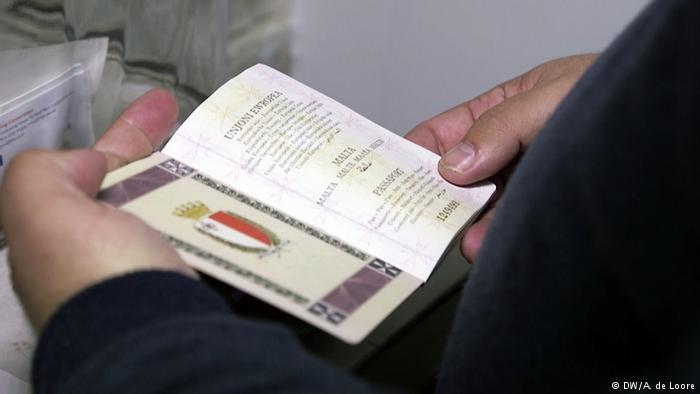 欧盟对塞浦路斯问题采取的措施,塞浦路斯对欧盟态度