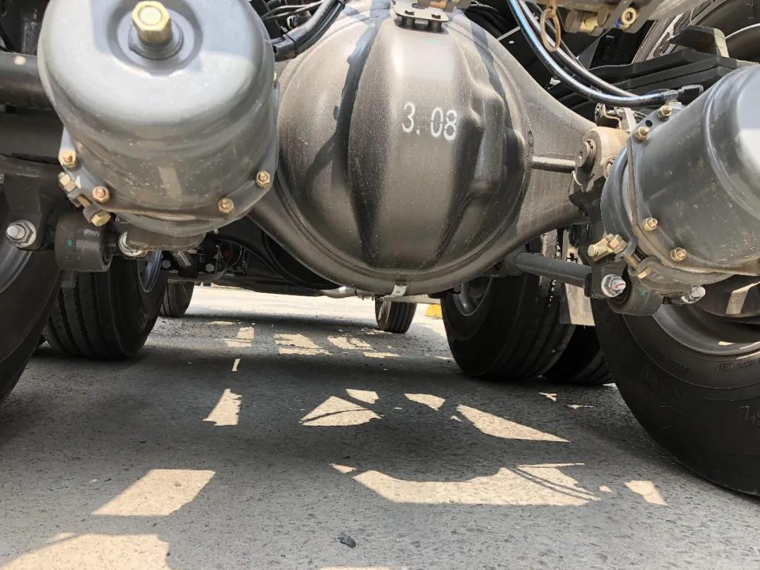 中国重汽豪沃t7h9.6米460马力,中国重汽豪沃t7h自卸车